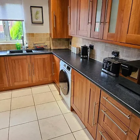Homebird - Buckton House * Leeds (West Yorkshire)