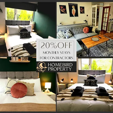 2 Large Bedroom House By Homebird Management Short Lets & Serviced With Private Parking & Garden *